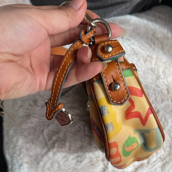 Dooney & Bourke Colorful Graffiti Mini Bag🎨 - Picture 7 of 16
